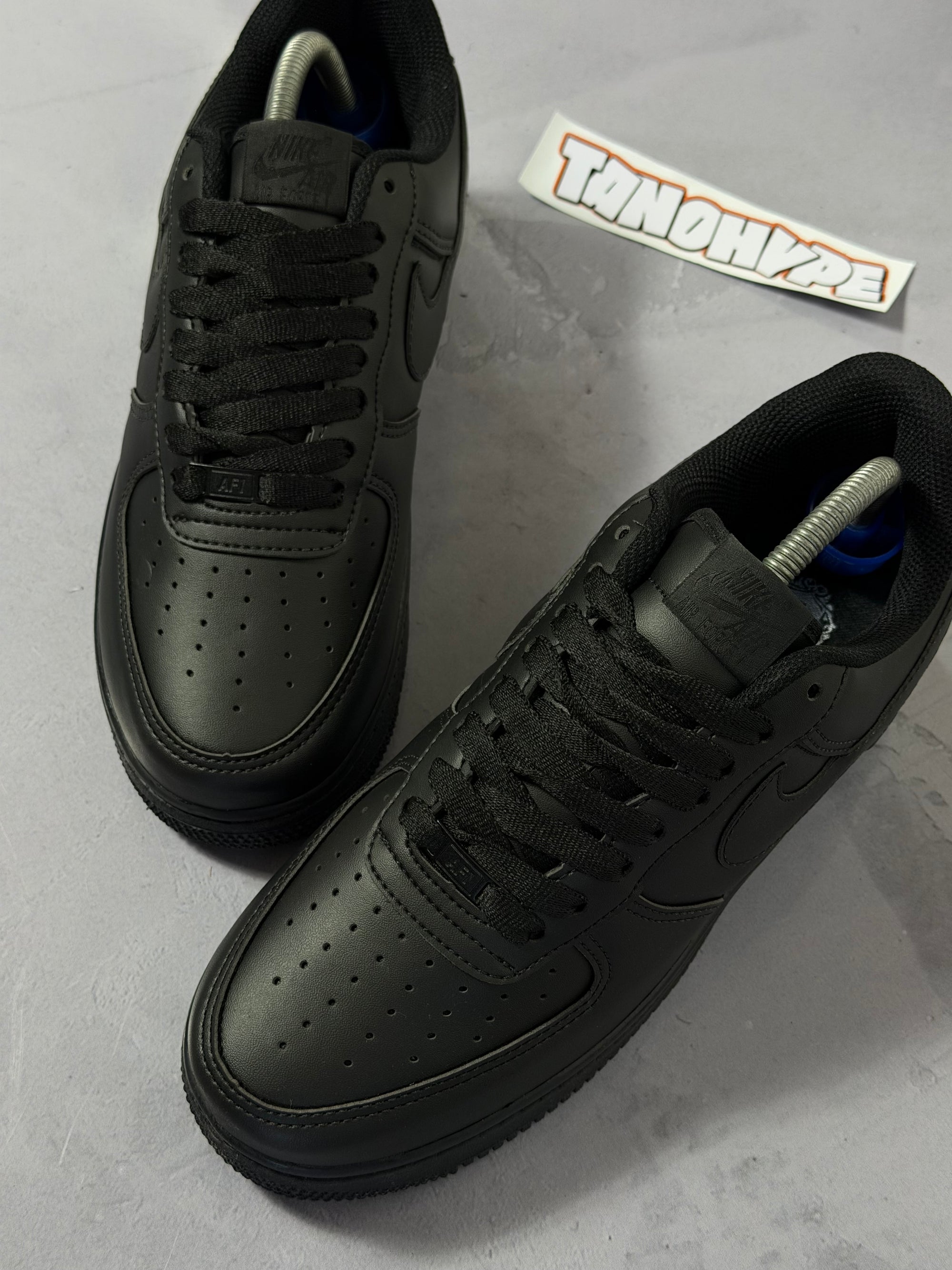Tênis Nike Air Force 1 - Preto