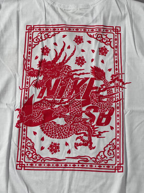 Camiseta Nike Sb Dragon - Branco