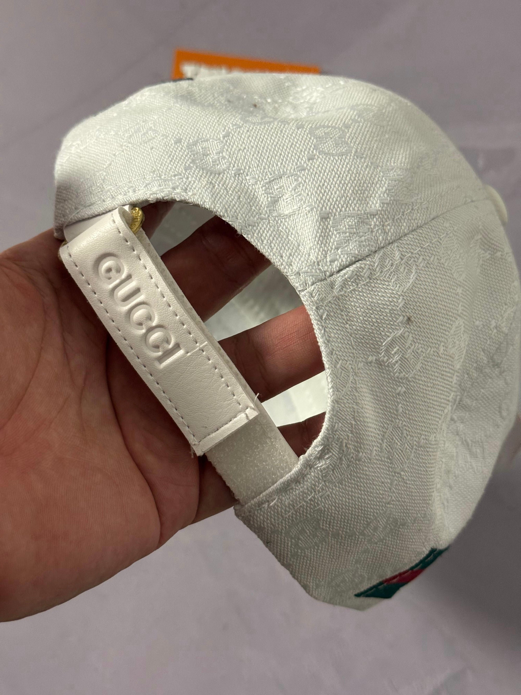 Boné Gucci - Branco