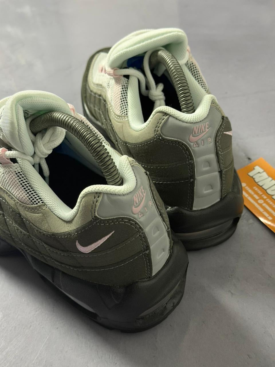 Tênis Nike Air Max 95 - Pink Foam