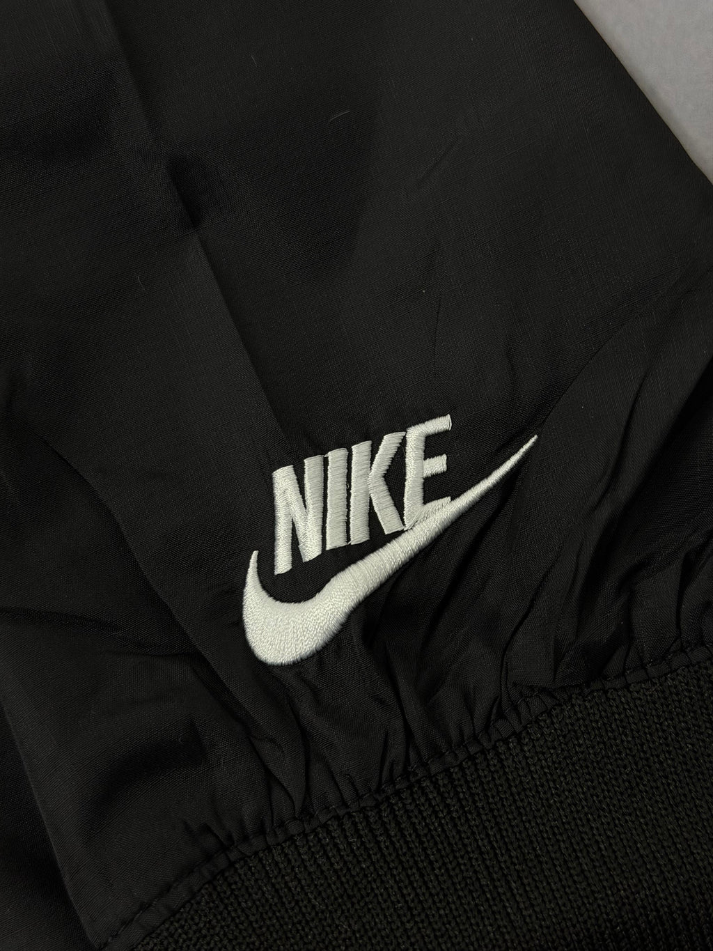Corta Vento Nike Windrunner Logo - Preto