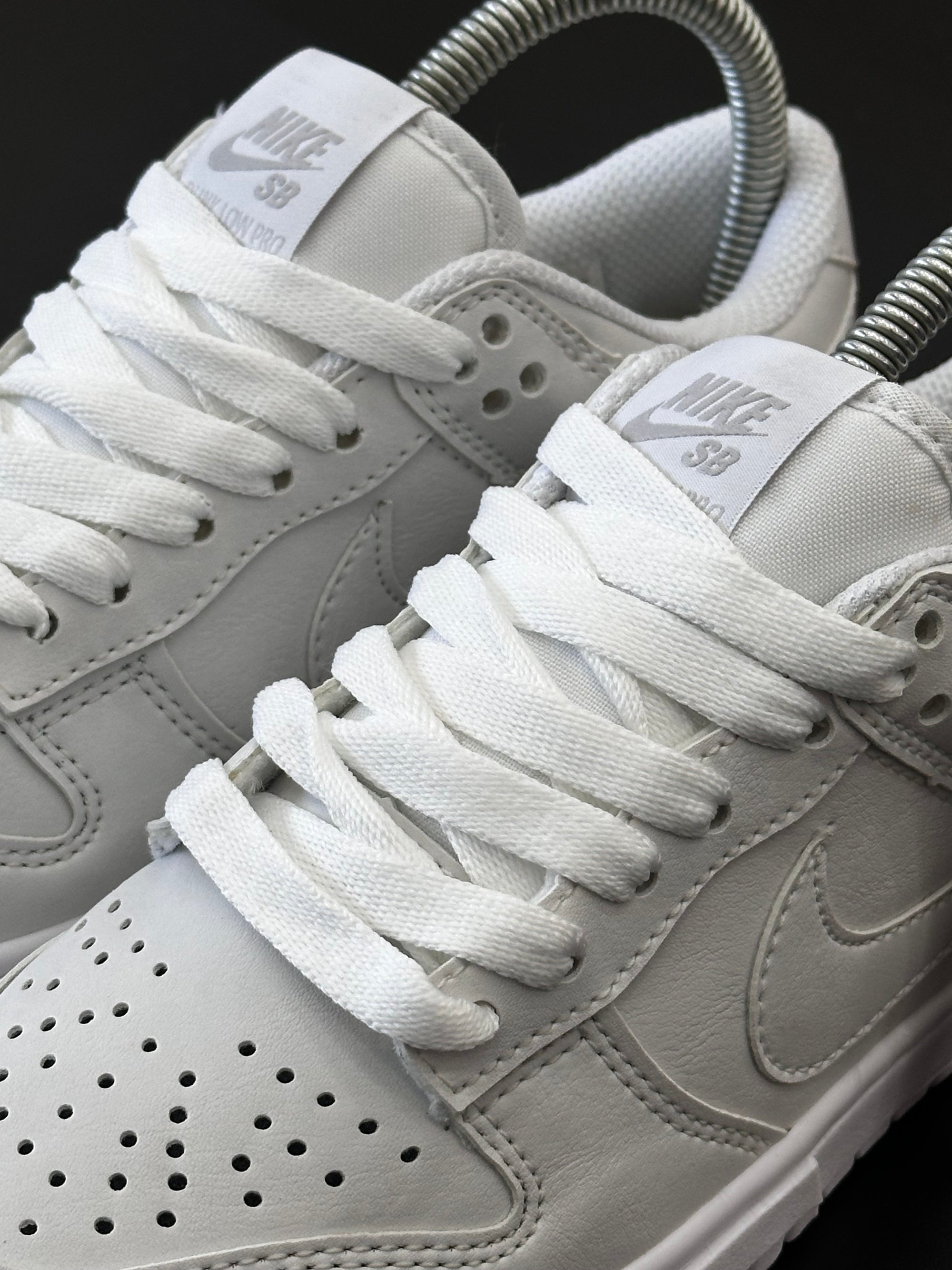 Tênis Nike Dunk Sb Low - Branco