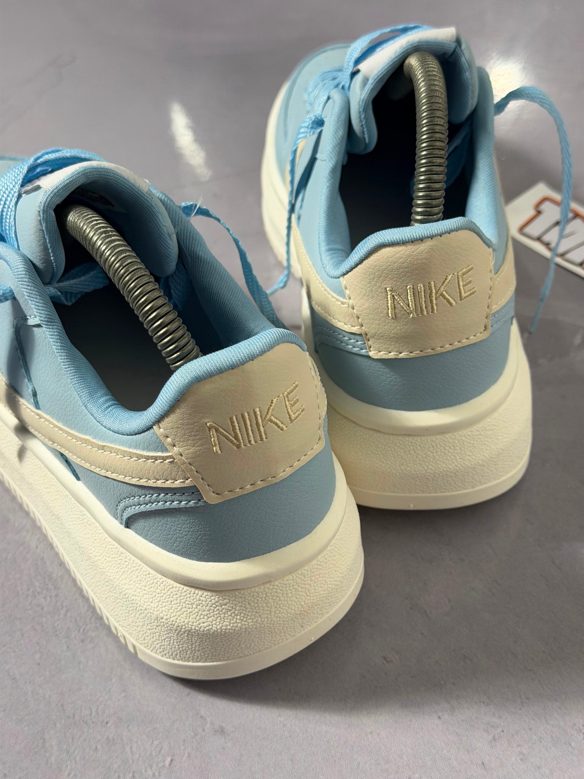 Tênis Nike Court Vision Alta - Azul