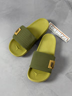 Chinelo Slide Nike Offcourt Adjust - Verde Militar