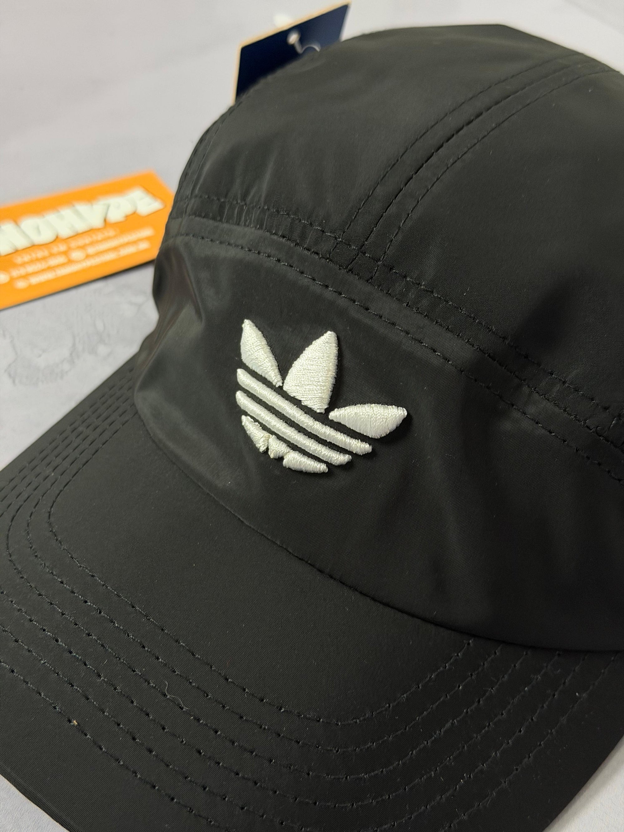 Boné Adidas Five Panel - Preto
