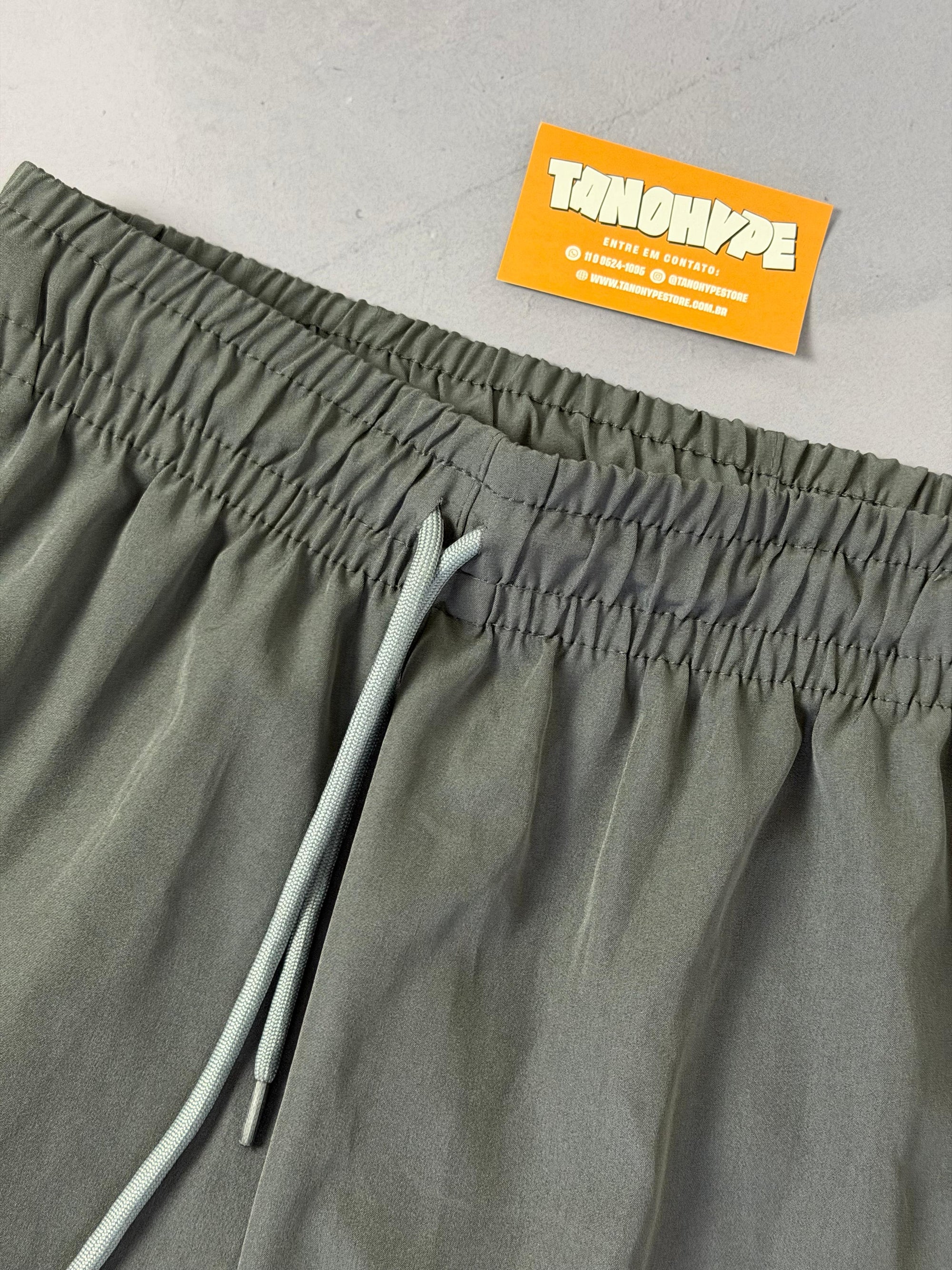 Shorts Tactel Nike Academy - Cinza