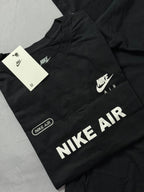 Camiseta Nike Air Futura - Preto