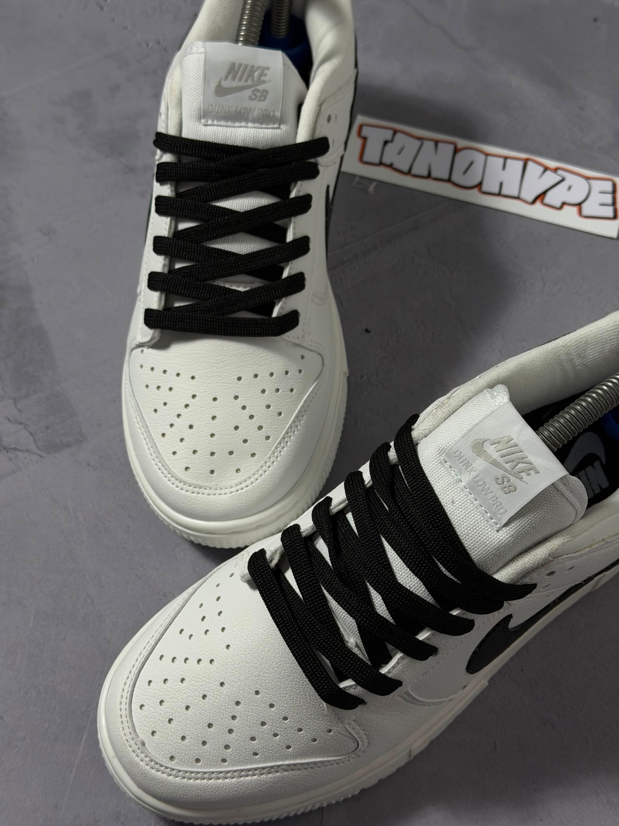 Tênis Nike Dunk Sb Low - Branco/Preto