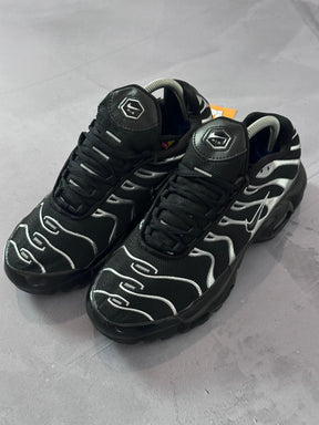 Tênis Nike Air Max Plus TN - Venom