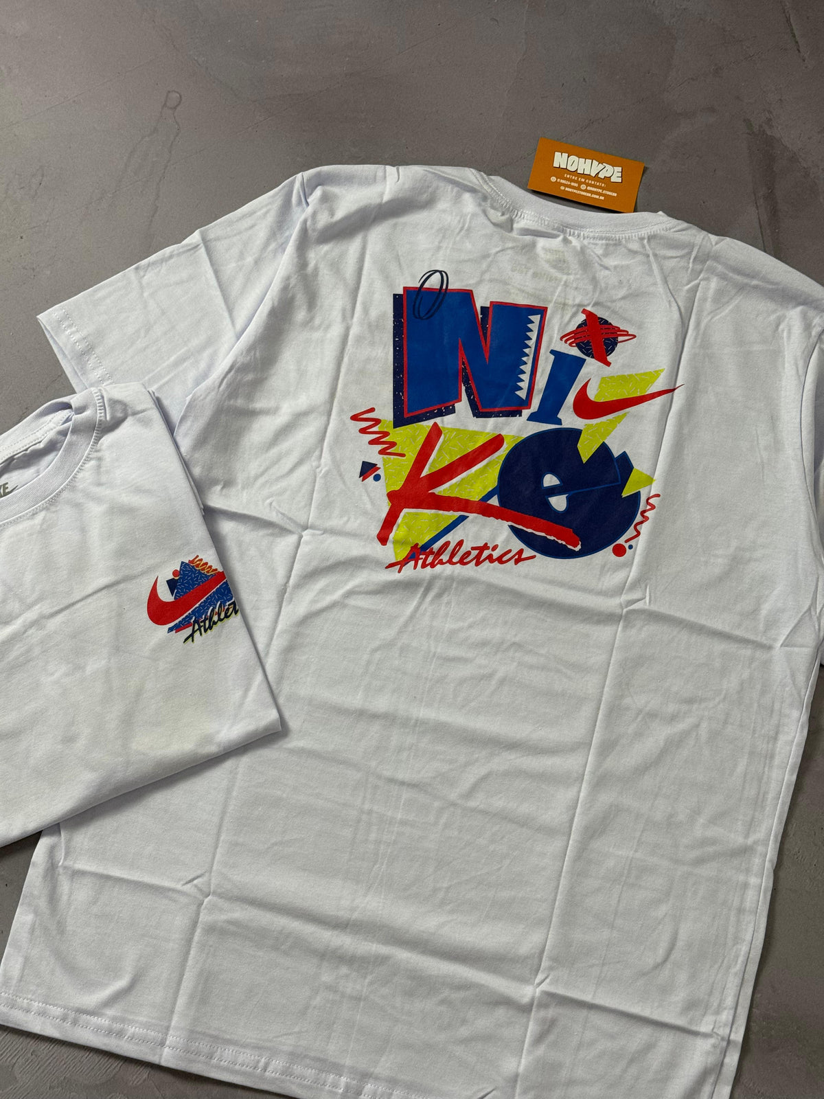 Camiseta Nike Athletics - Branca
