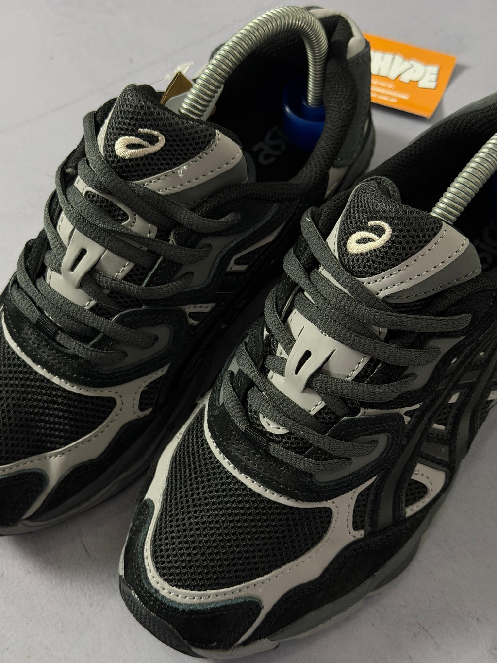 Tênis Asics Gel NYC - Black Gray