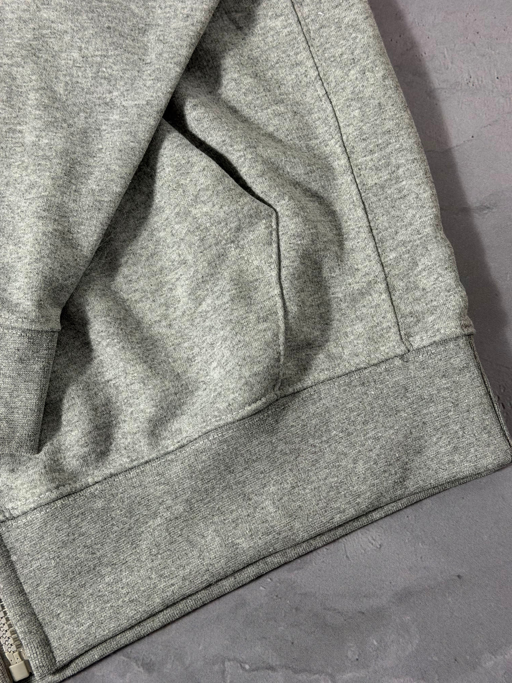 Moletom Nike Club C/Zíper - Cinza
