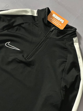 Camiseta Nike Manga Longa Dri Fit - Preto
