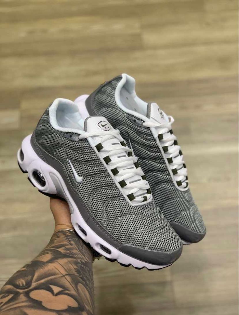 Tênis Nike Air Max Plus TN - Flat Pewter