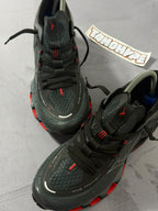 Tênis Mizuno Wave Prophecy 13 - Cinza Vermelho