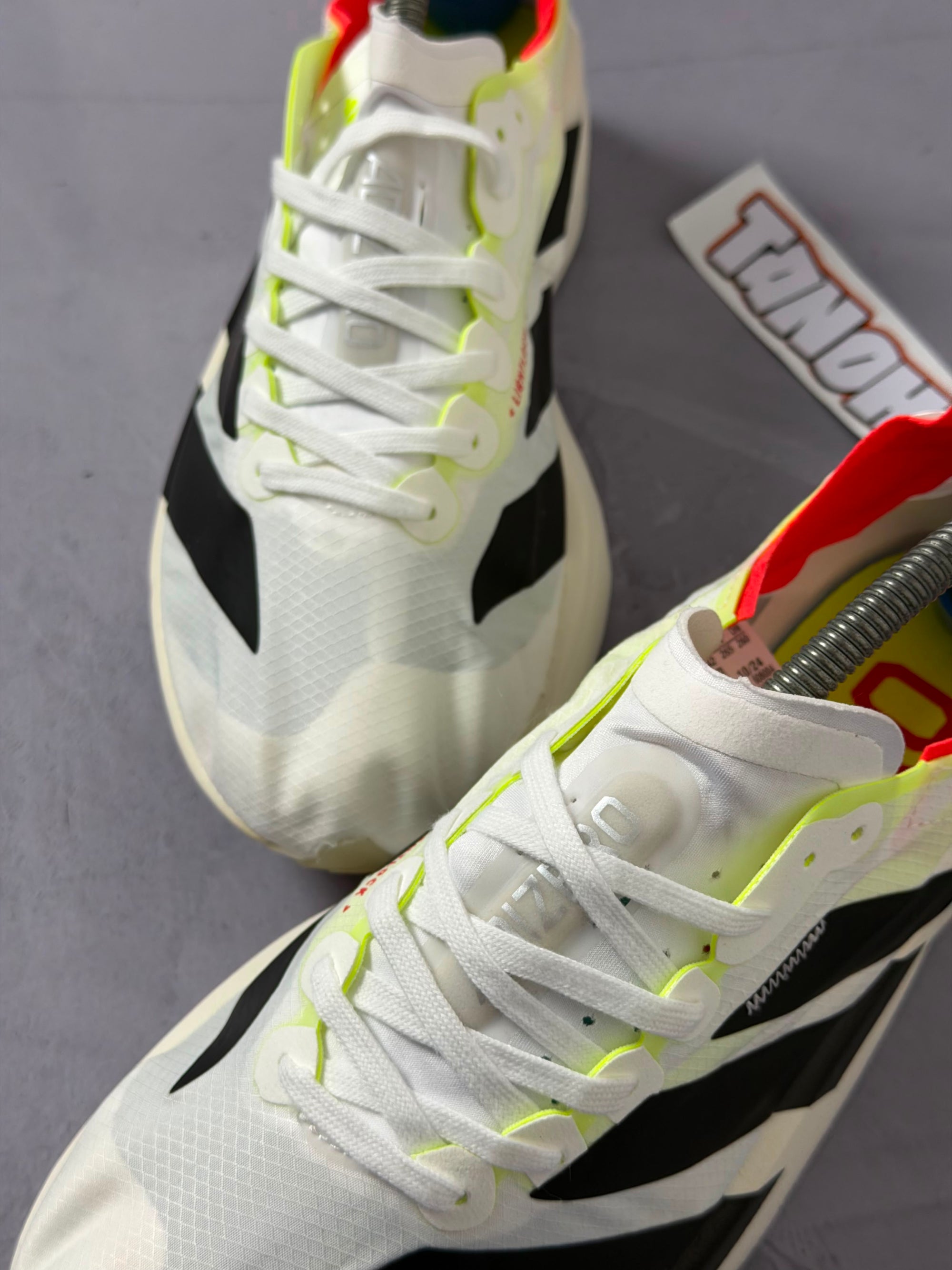 Tênis Adidas Adizero Adios Pro 4 - White Black