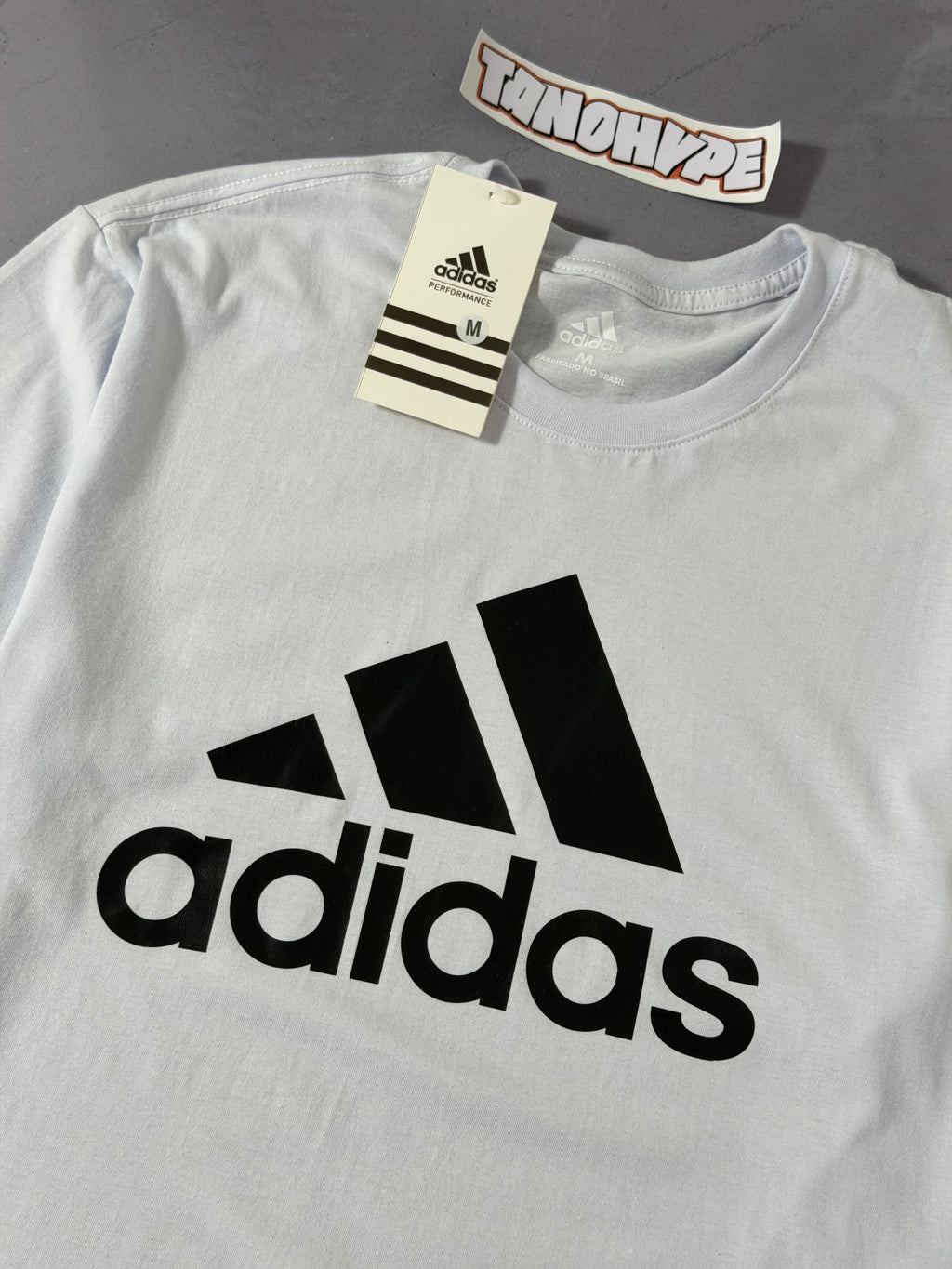 Camiseta Adidas Classic - Branca