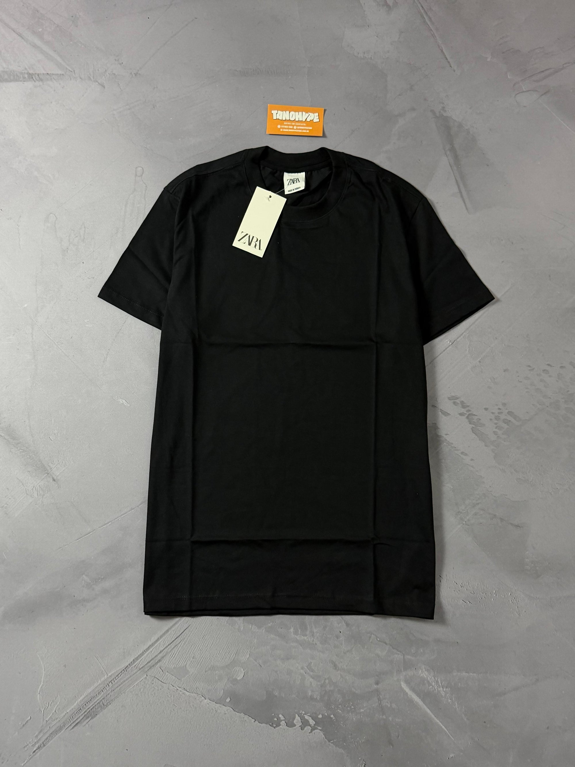 Camiseta Zara - Preto