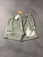Shorts Moletom Nike Big Swoosh TM - Cinza