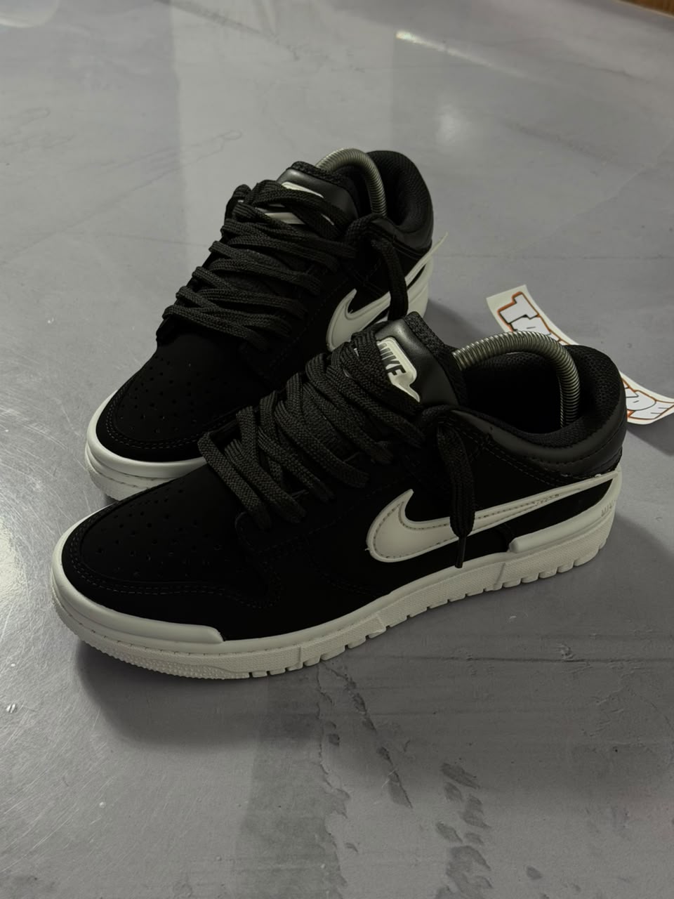 Tênis Nike Dunk Twist - Preto e Branco