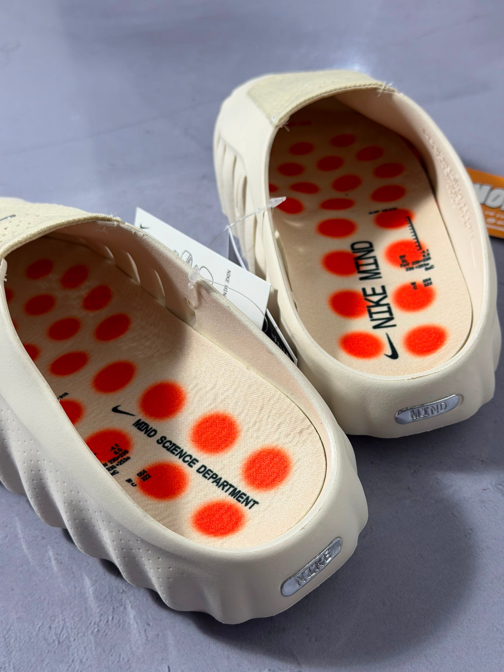 Chinelo Slide Nike Mind 001 - Bege