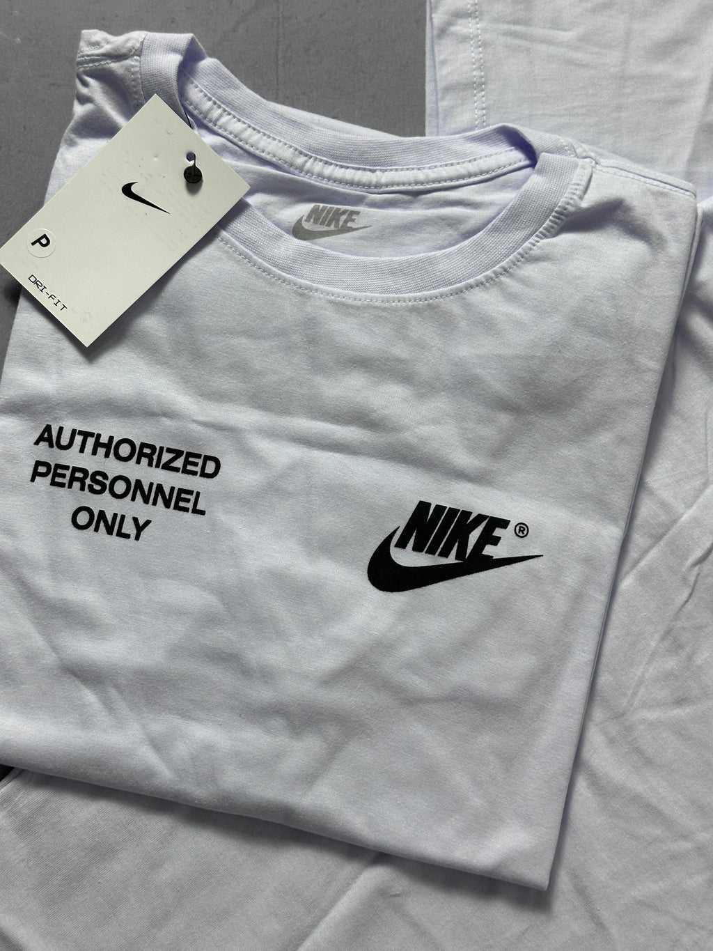 Camiseta Nike Authorized 2.0 - Branco