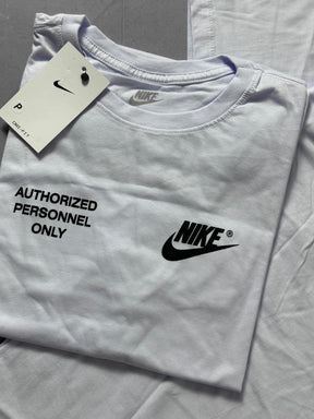 Camiseta Nike Authorized 2.0 - Branco