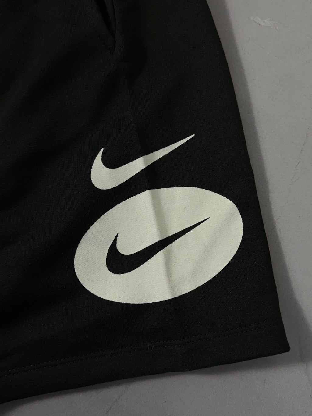 Shorts Moletom Nike Swoosh League - Preto