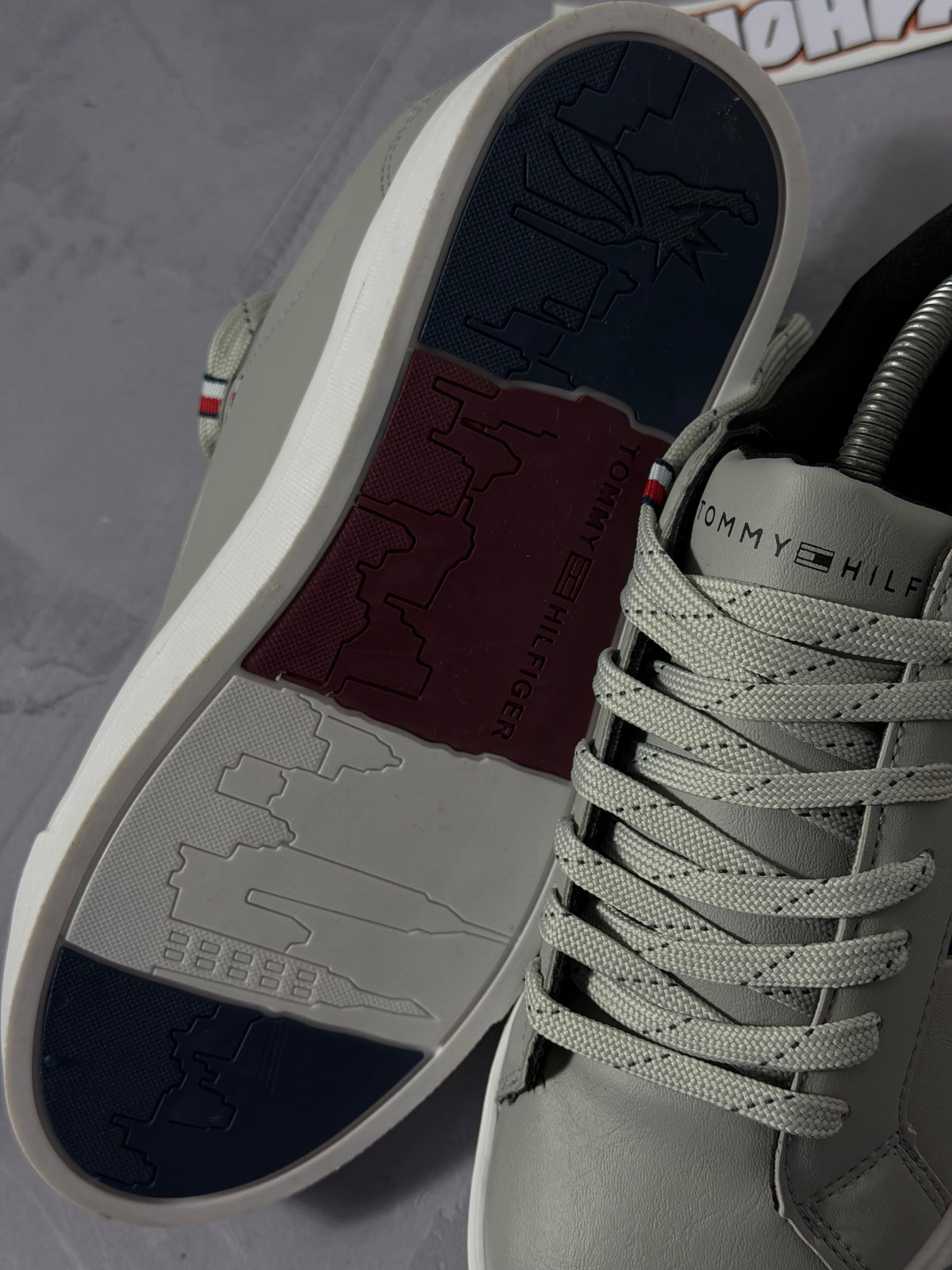 Tênis Tommy Hilfiger Dino - Cinza