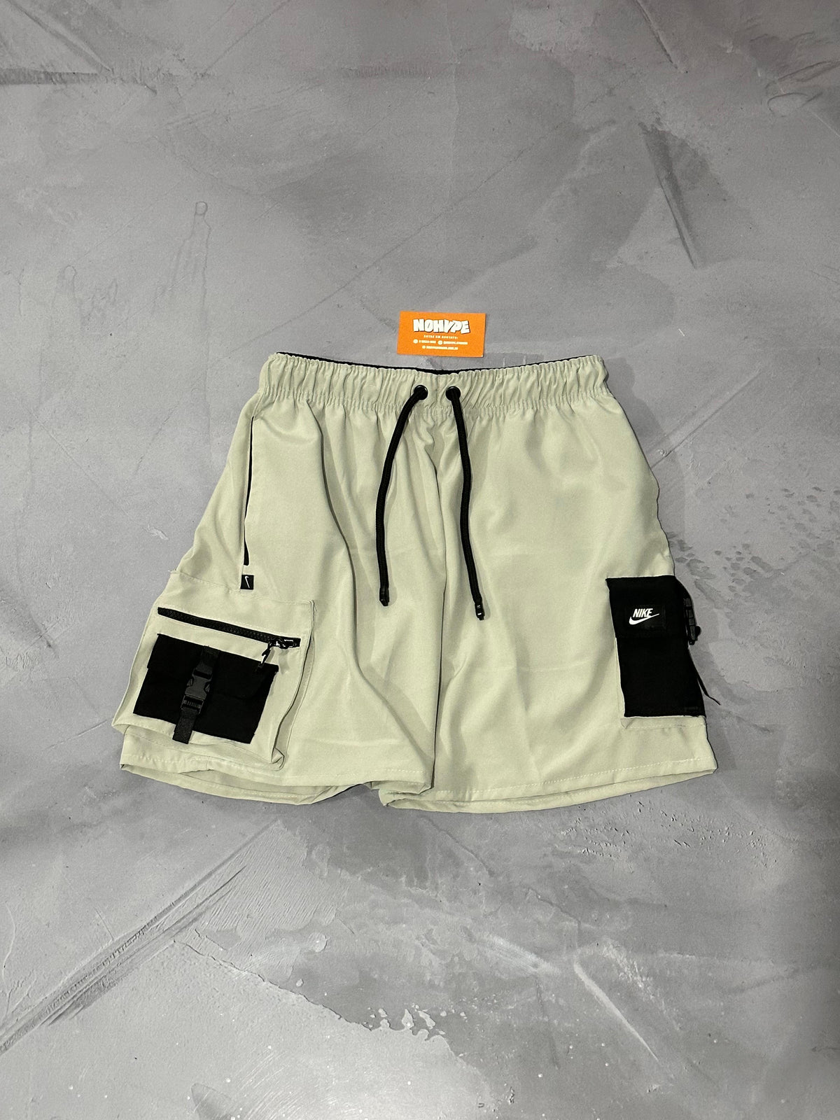 Shorts Tactel Cargo Nike - Cinza/Preto