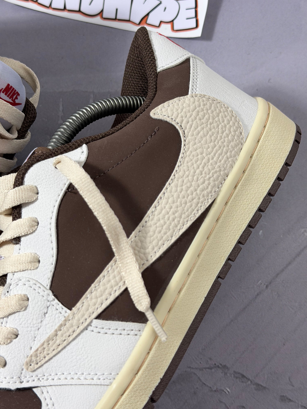Tênis Nike Air Jordan Low 1 x Travis - Reverse Mocha