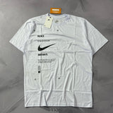 Camiseta Nike Sportswear Swoosh Club - Branco