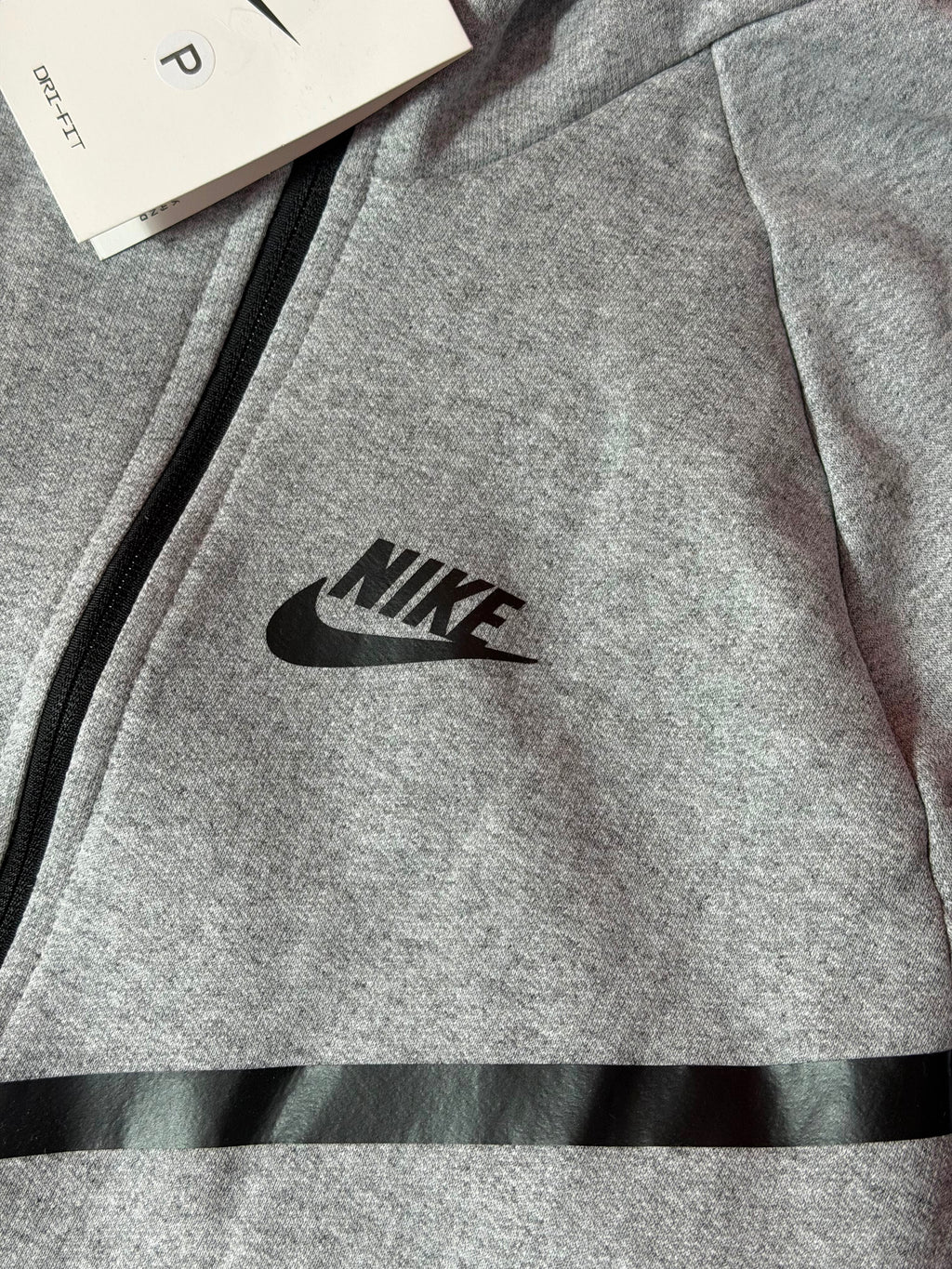 Conjunto Nike Tech Fleece - Cinza