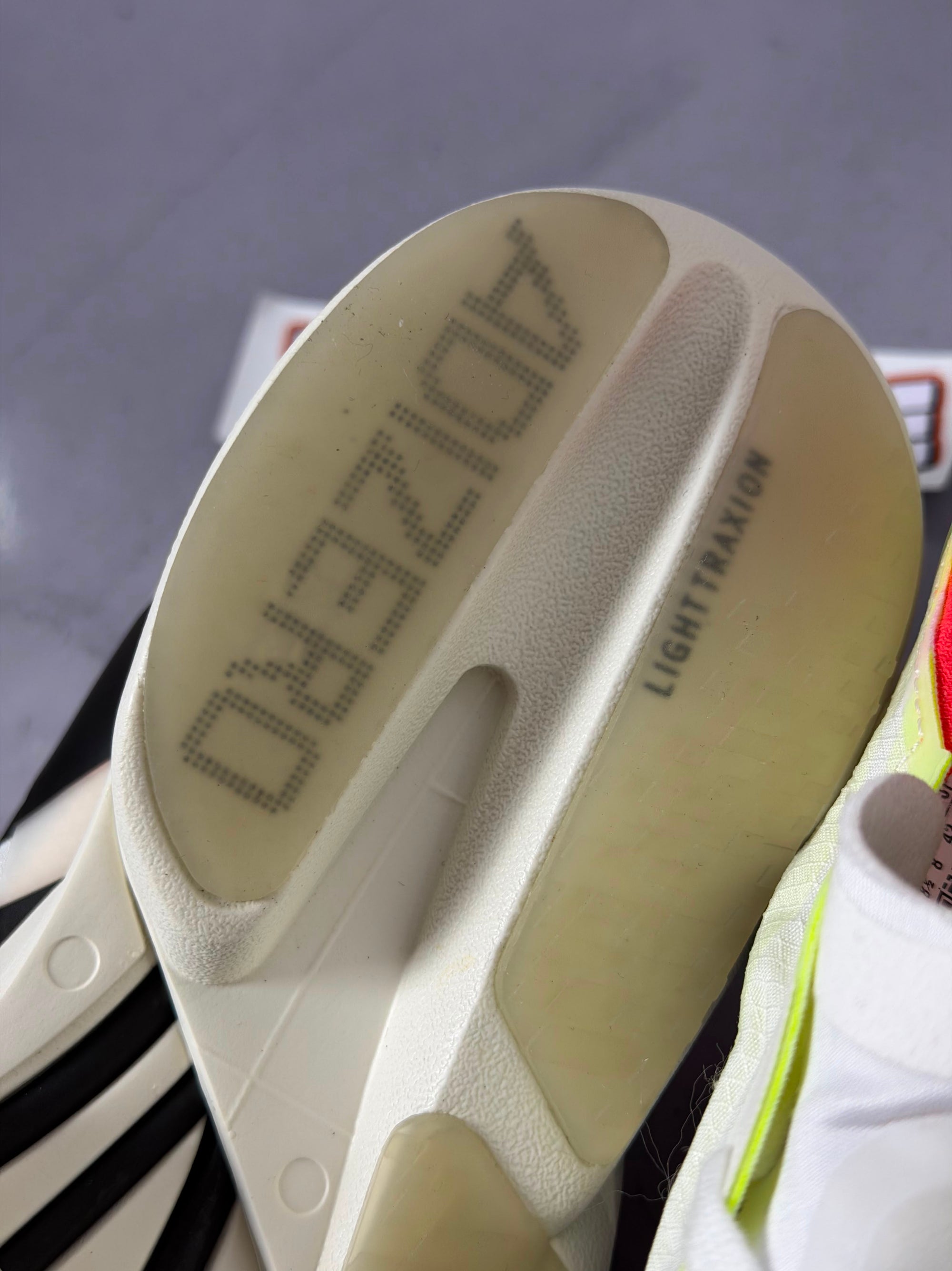 Tênis Adidas Adizero Adios Pro 4 - White Black