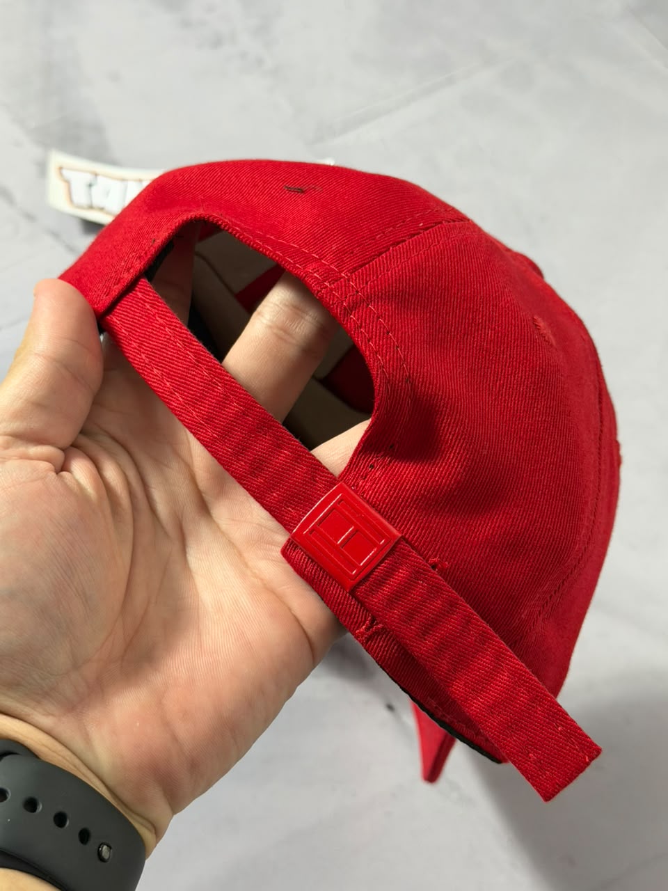 Boné Tommy Hilfiger Escrita - Vermelho