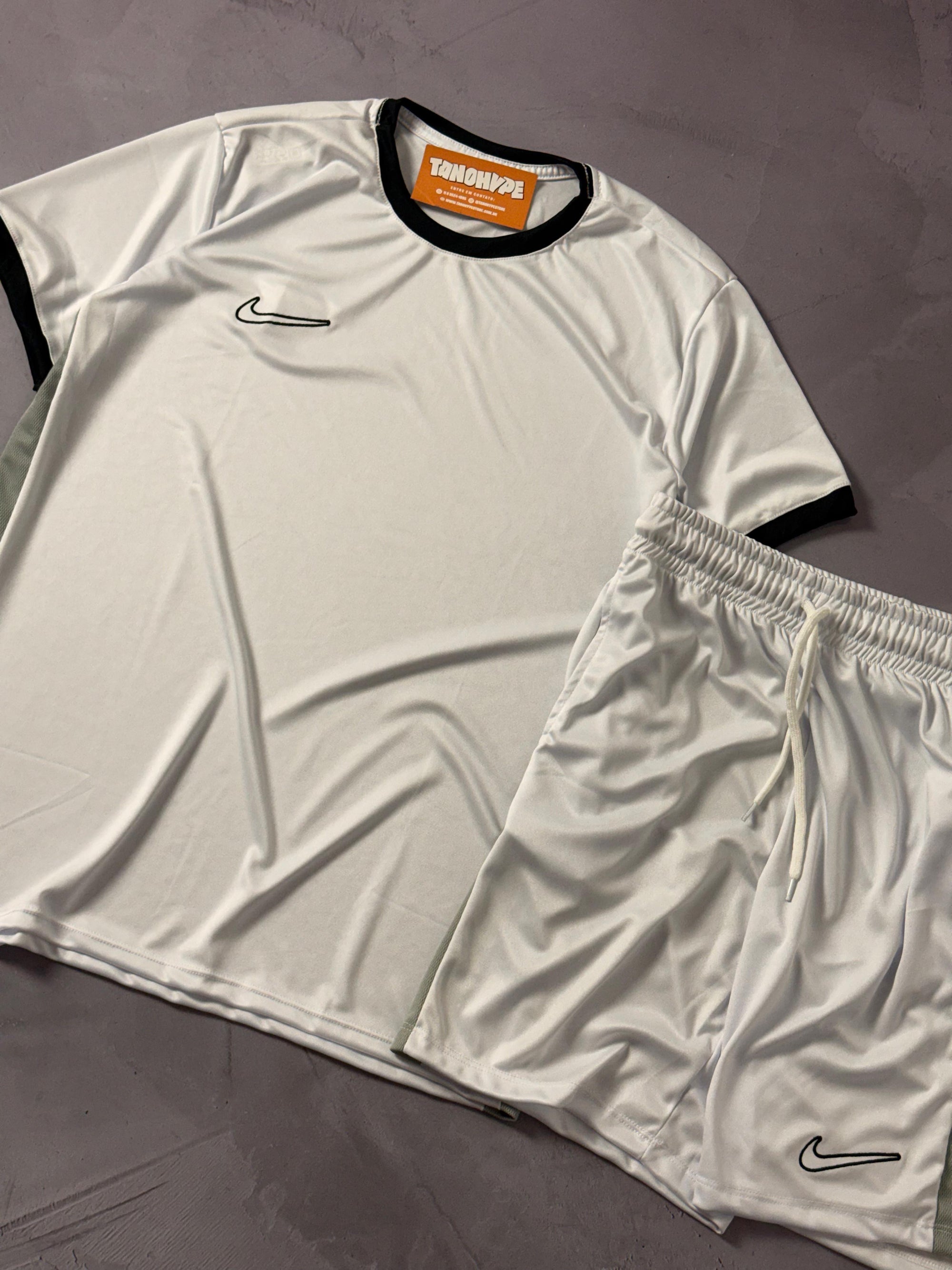 Conjunto Nike Academy 2025 - Branco/Cinza
