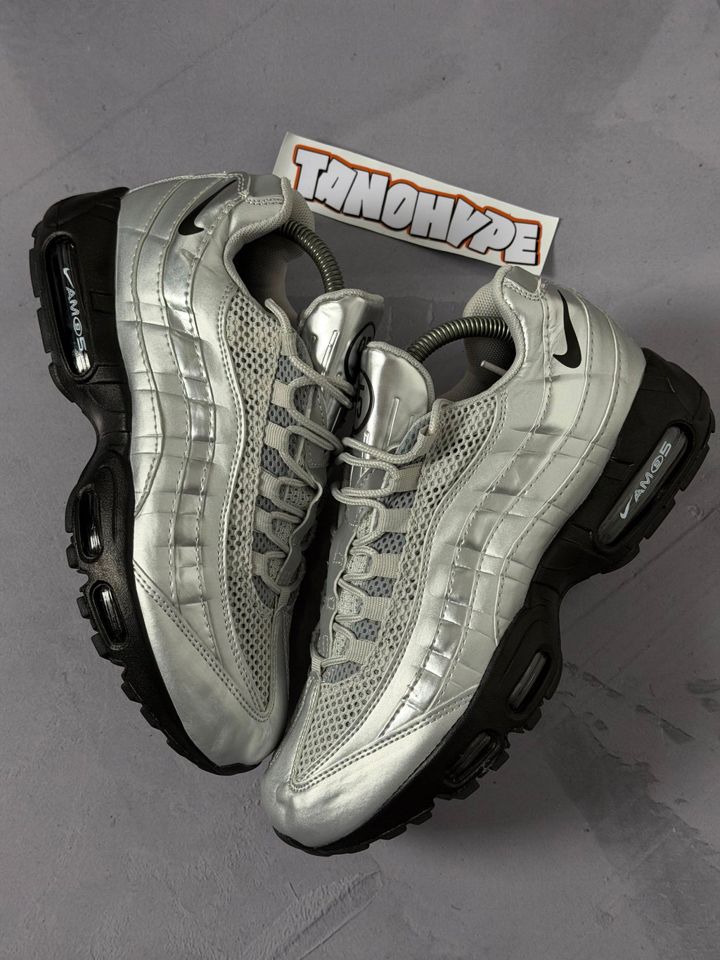 Tênis Nike Air Max 95 x Total 90 - Cinza