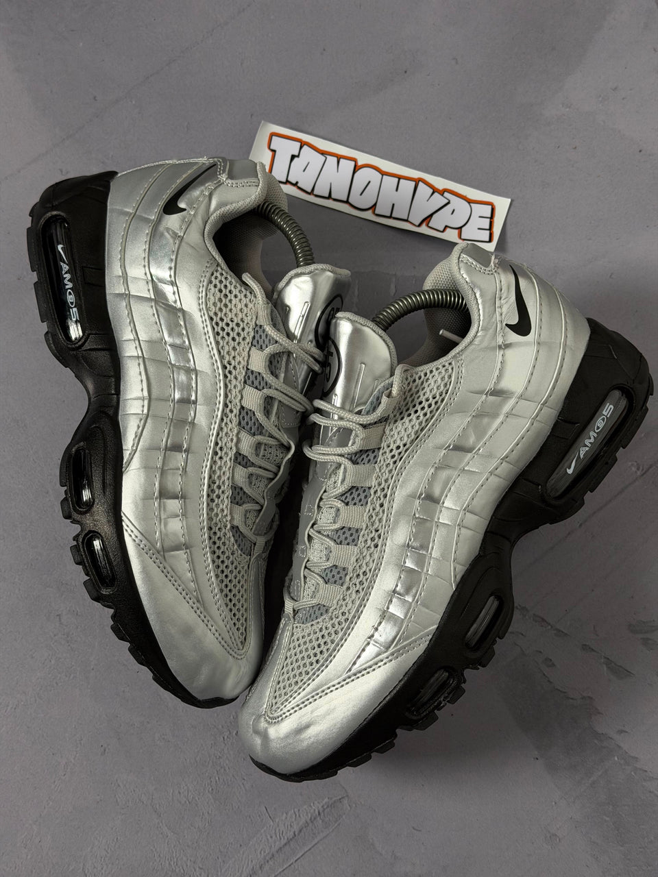 Tênis Nike Air Max 95 x Total 90 - Cinza