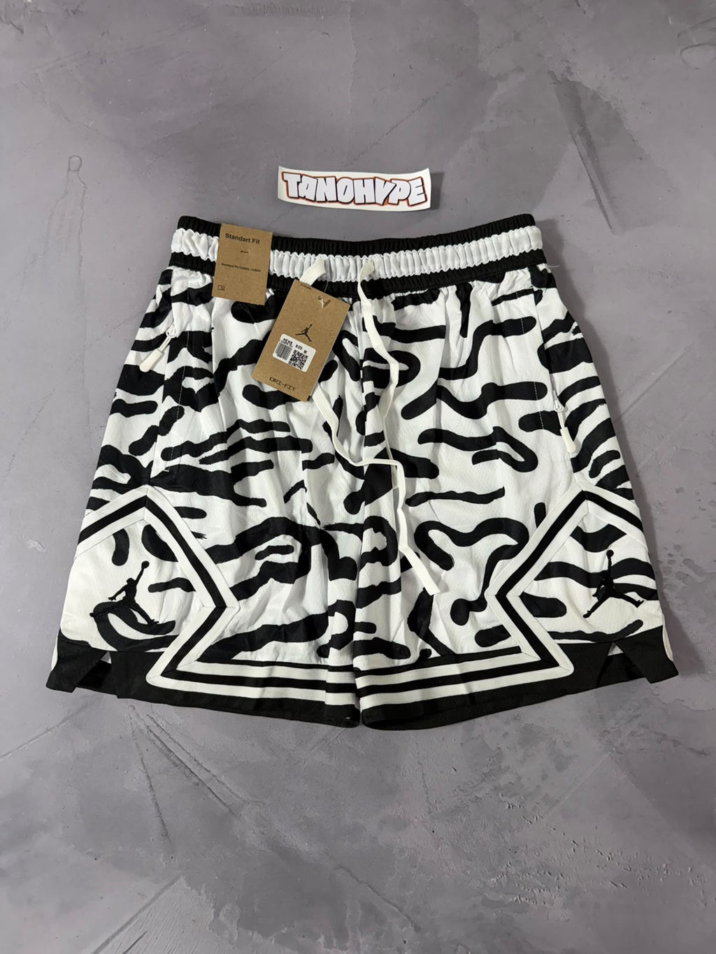 Shorts Jordan Diamond Dri Fit - White Black
