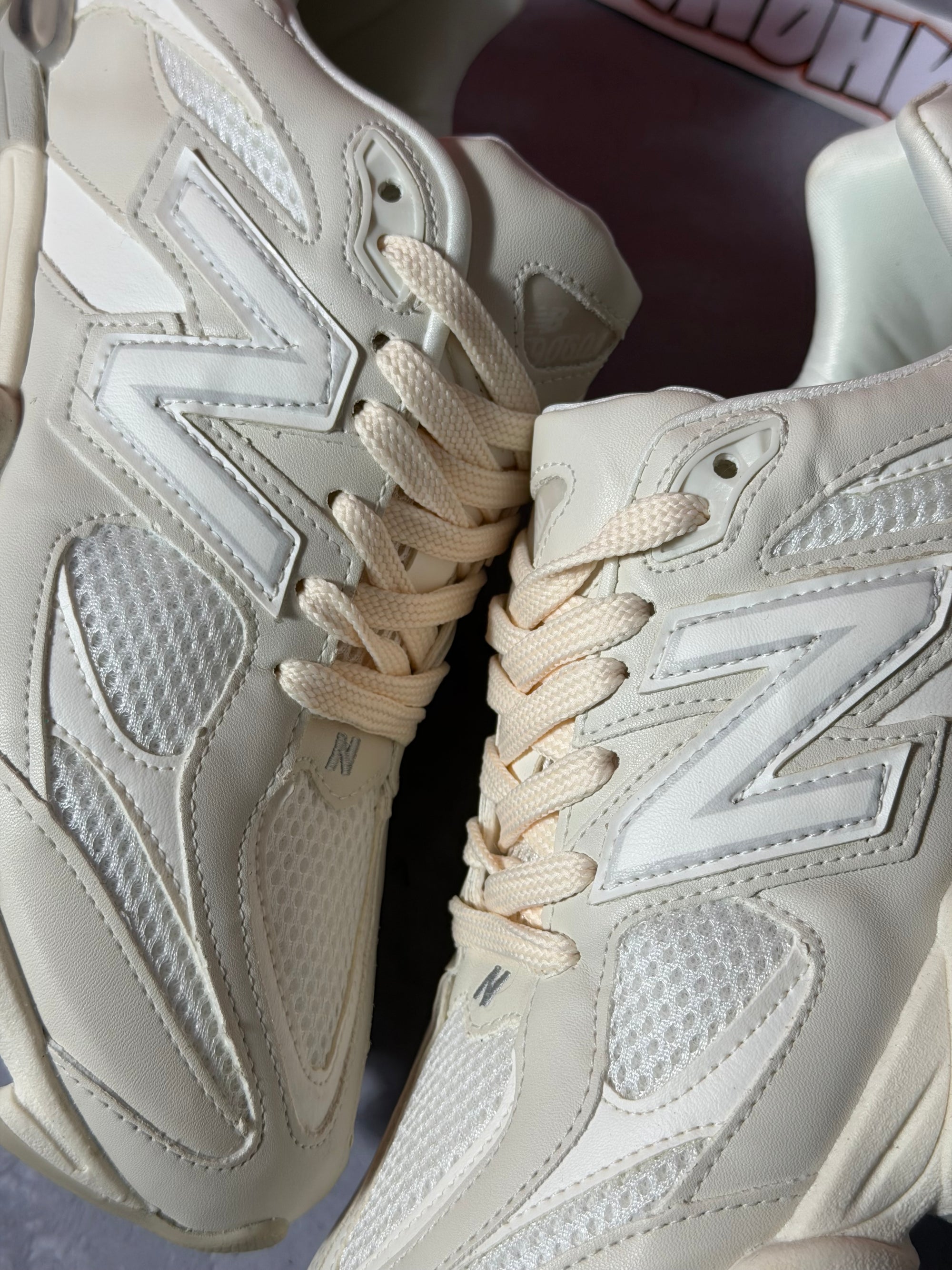 Tênis New Balance 9060 - Off-White