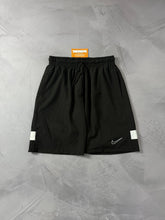 Shorts Tactel Nike Academy - Preto
