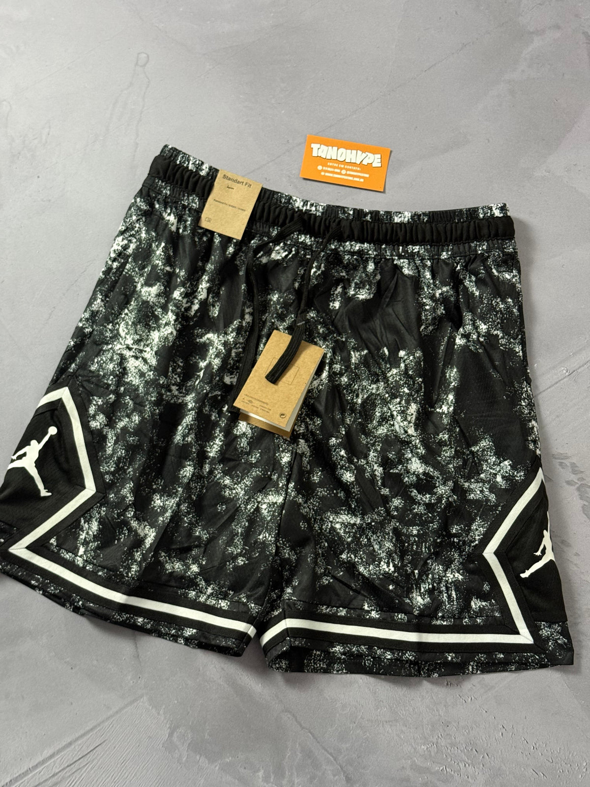 Shorts Jordan Diamond Dri Fit - Cinza e Preto