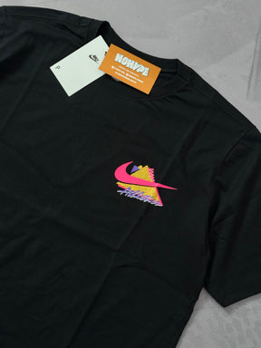 Camiseta Nike Athletics - Preta