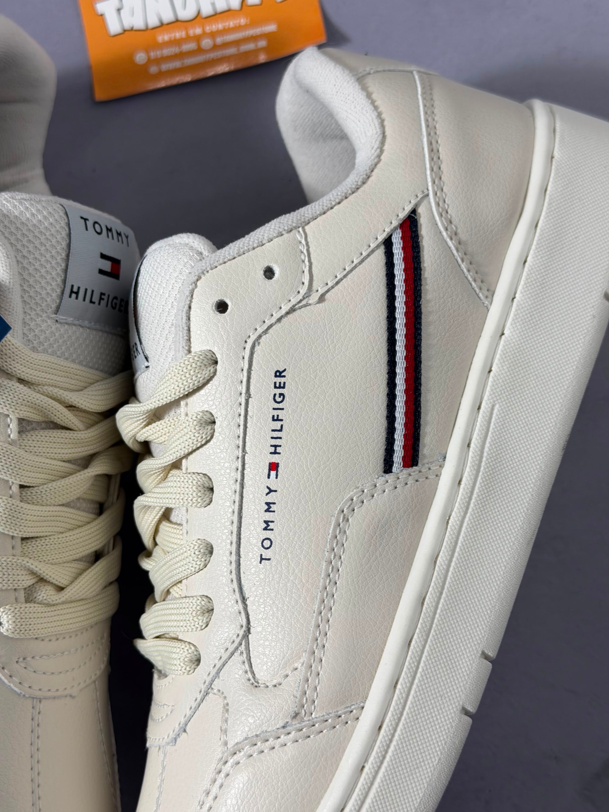 Tênis Tommy Hilfiger Basket Core - Bege