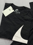 Camiseta Nike Big Swoosh TM - Preto