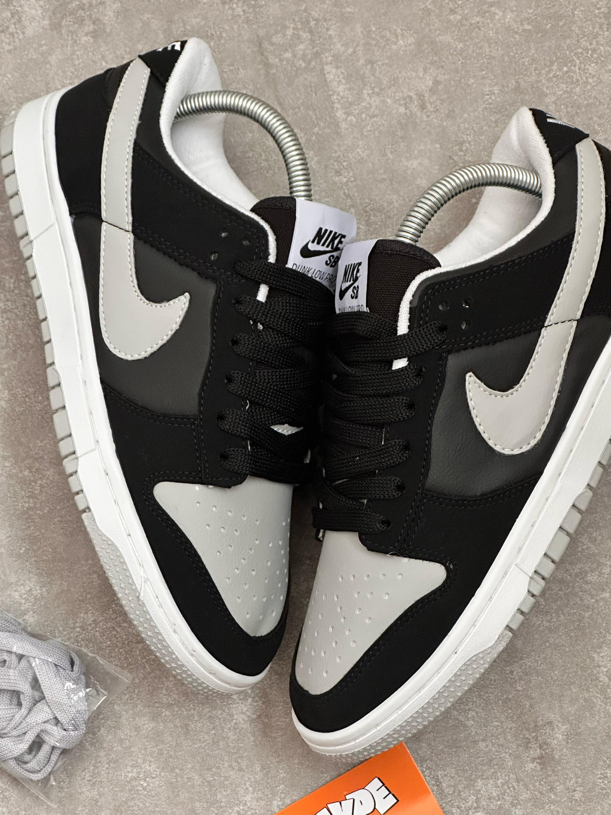Tênis Nike Dunk Sb Low - Preto/Cinza