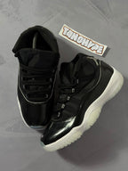 Tênis Nike Air Jordan 11 - Black