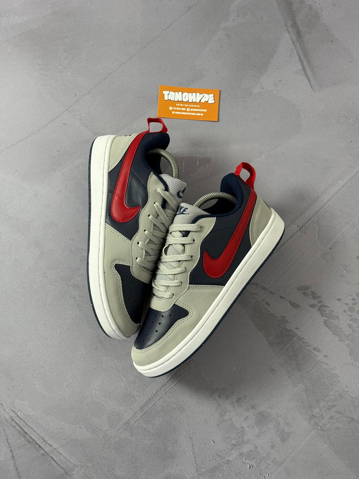 Tênis Nike Borough - Cinza/Vermelho/Azul