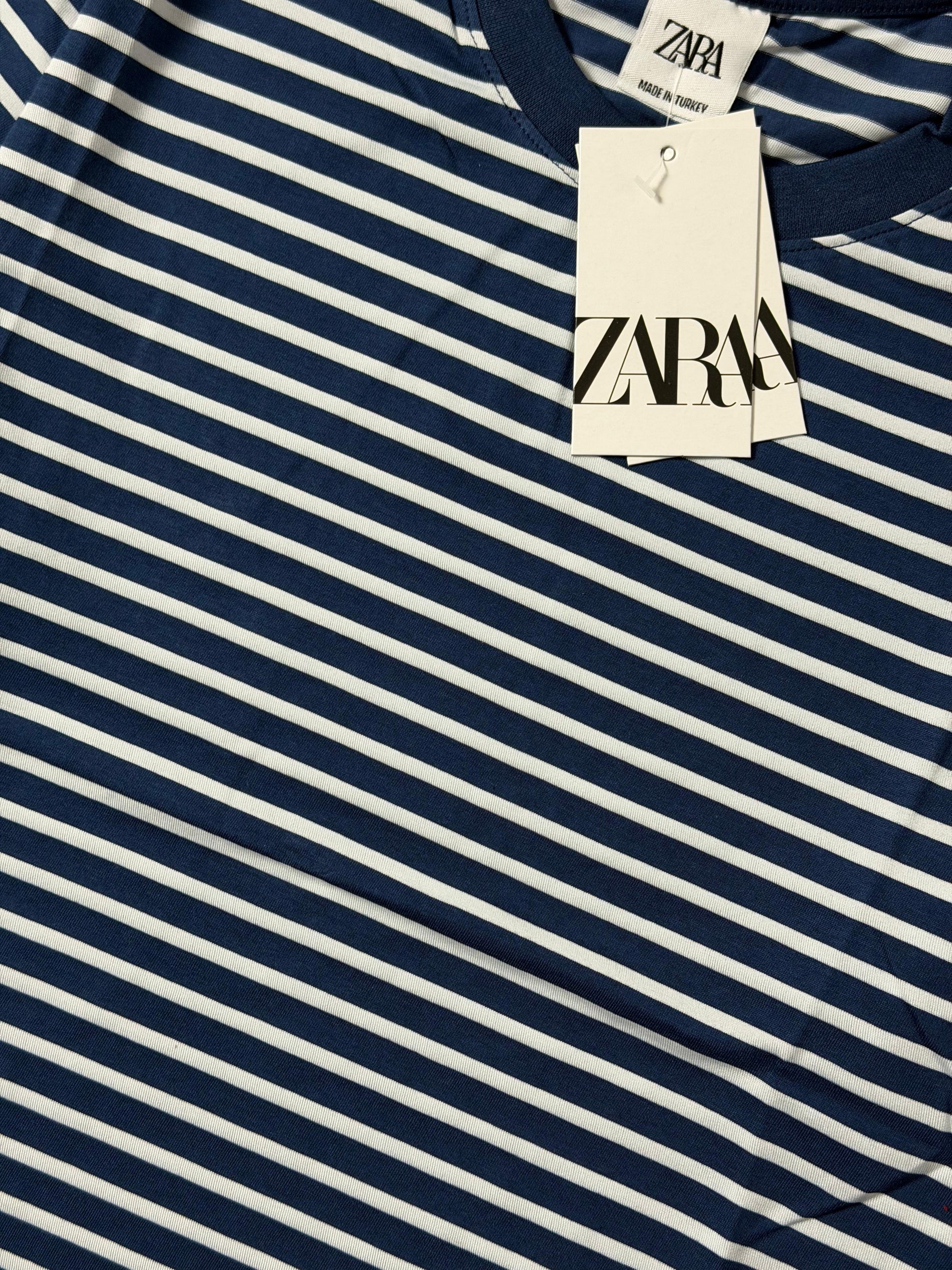 Camiseta Zara Listrada - Azul Marinho