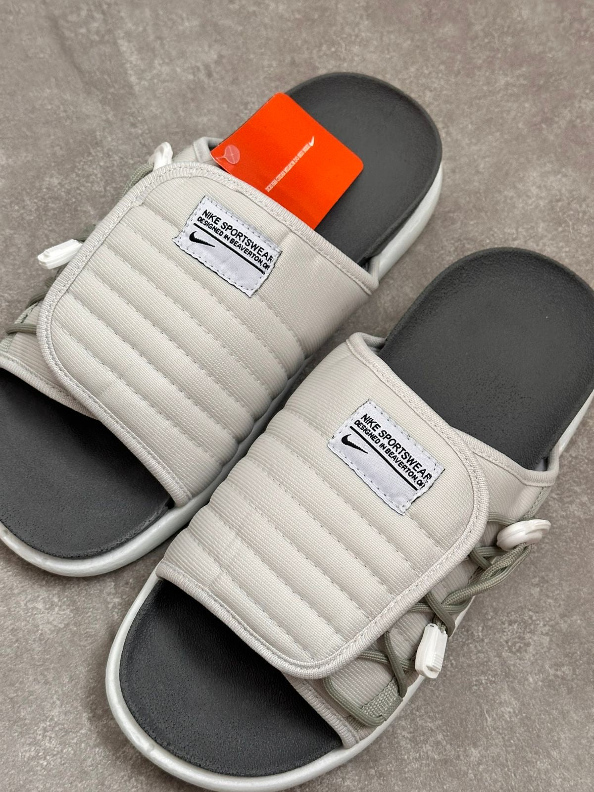 Chinelo Slide Asuna 2.0 Nike - Cinza